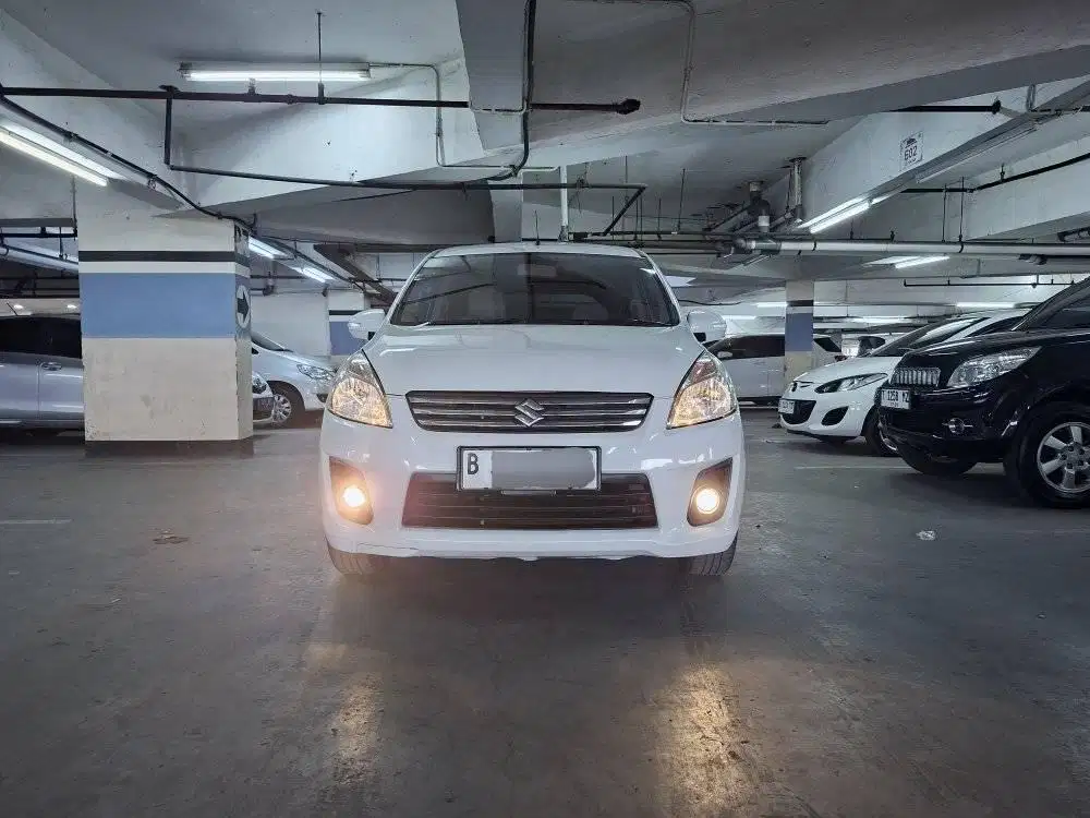 SUZUKI ERTIGA GL 2013 AT MATIC AUTOMATIC PUTIH MURAH 3 BARIS