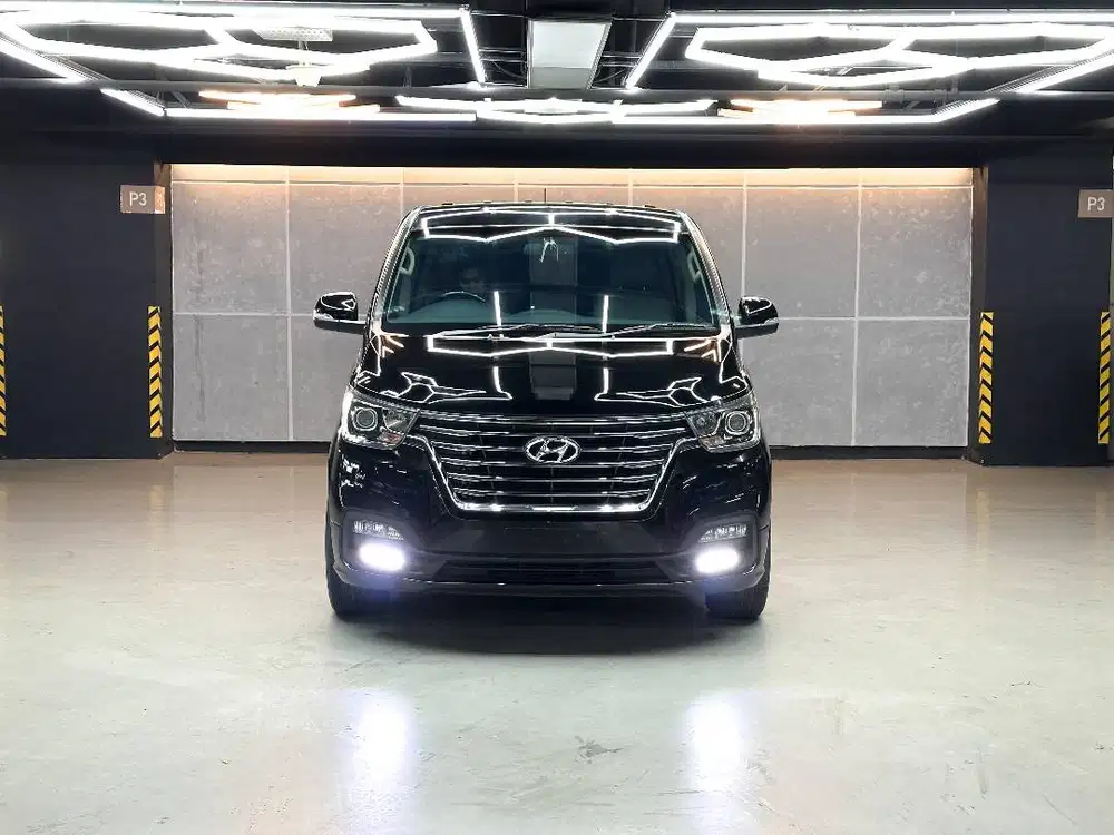 HYUNDAI H1 ROYALE DIESEL 2.5 2019 TERAWAT