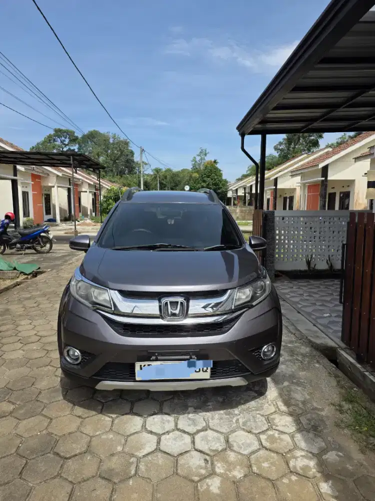 BR-V tipe E matic 2016