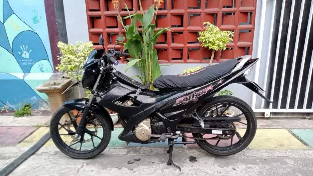 satria fu 150 cc th 2015 pajak panjang mesin bagus mulus