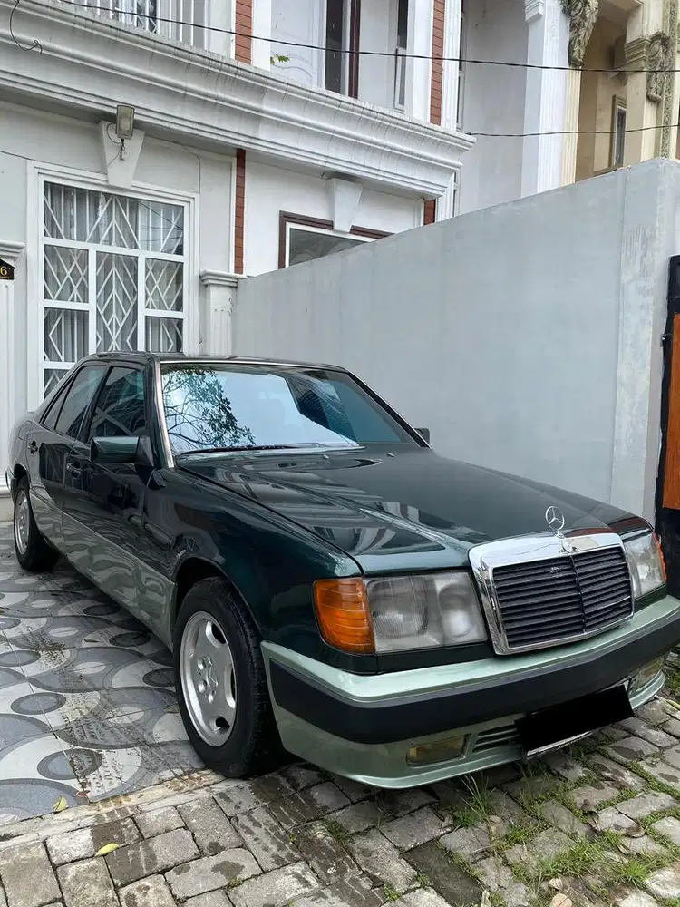 Mercedes benz w124 mercy E300