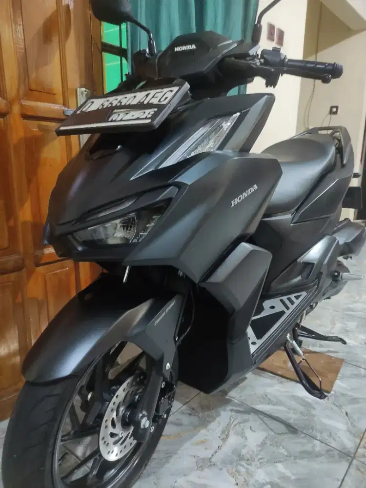 Persis baru km 3rb vario 160 keyless super mulus full ori no minus