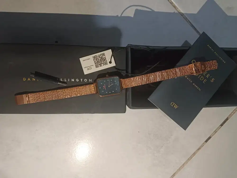Jam tangan ORI merek DW (Daniel Wellington)