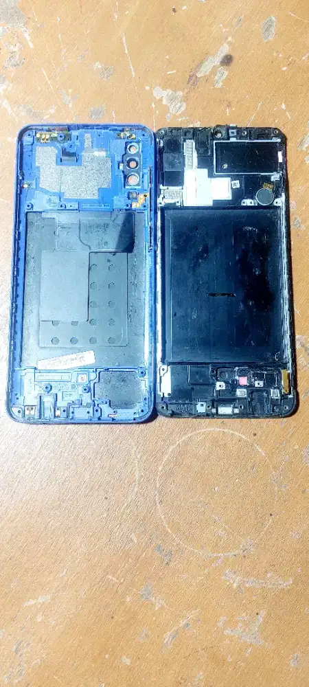 Cassing fullset samsung a70 2019 bonus lcd