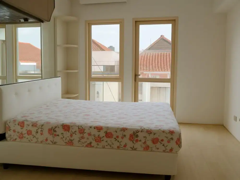 FREE IPL 425Ribu/Bulan Studio Semi Furnish Taman Semanan Indah Apartemen