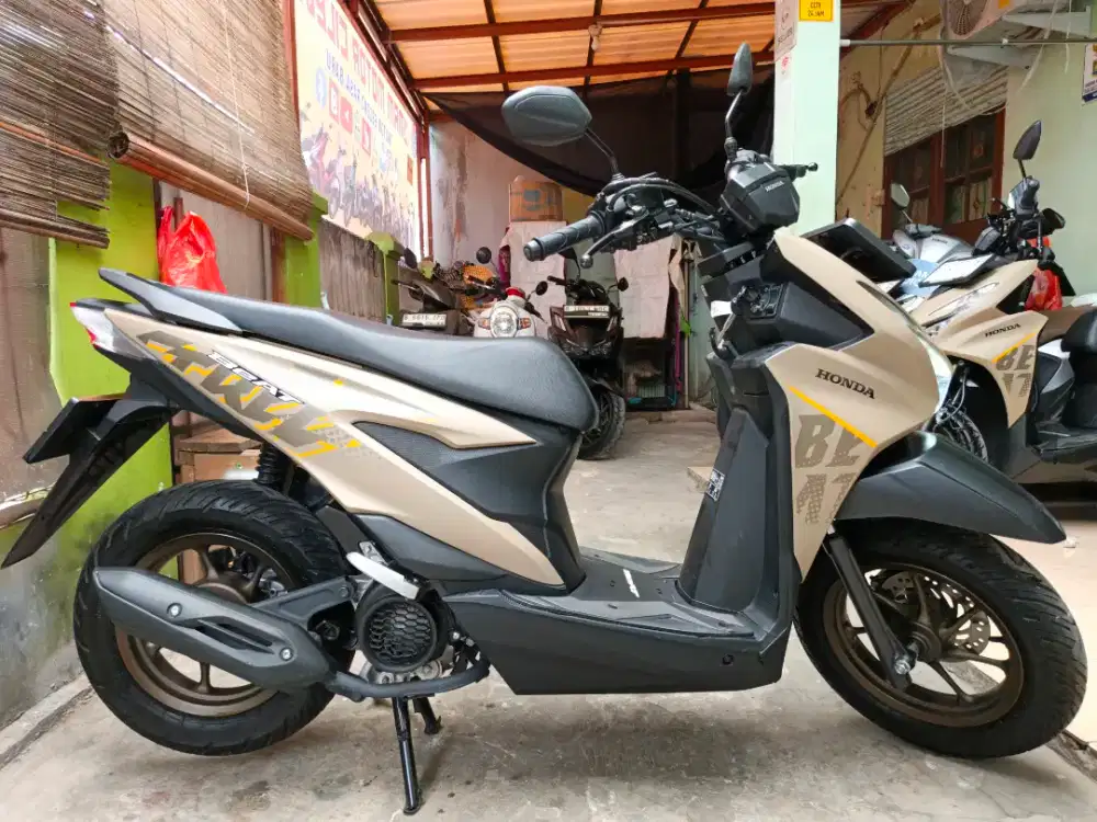 KM 1RB HONDA BEAT STREET 2025 BLN 3 BS TT 2024 HRG PAS DI CILEDUG ORI