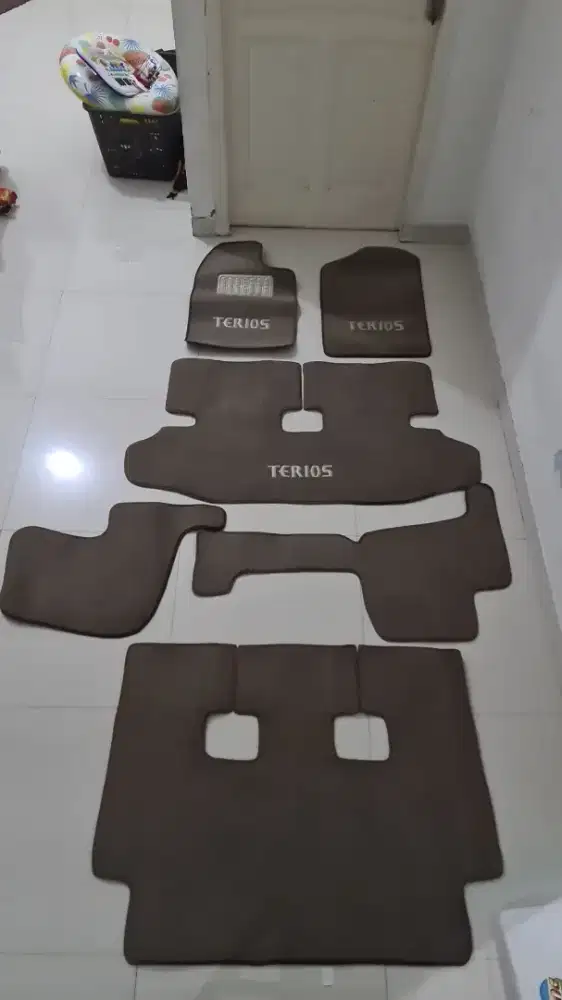 Jual Karpet Mobil Terios