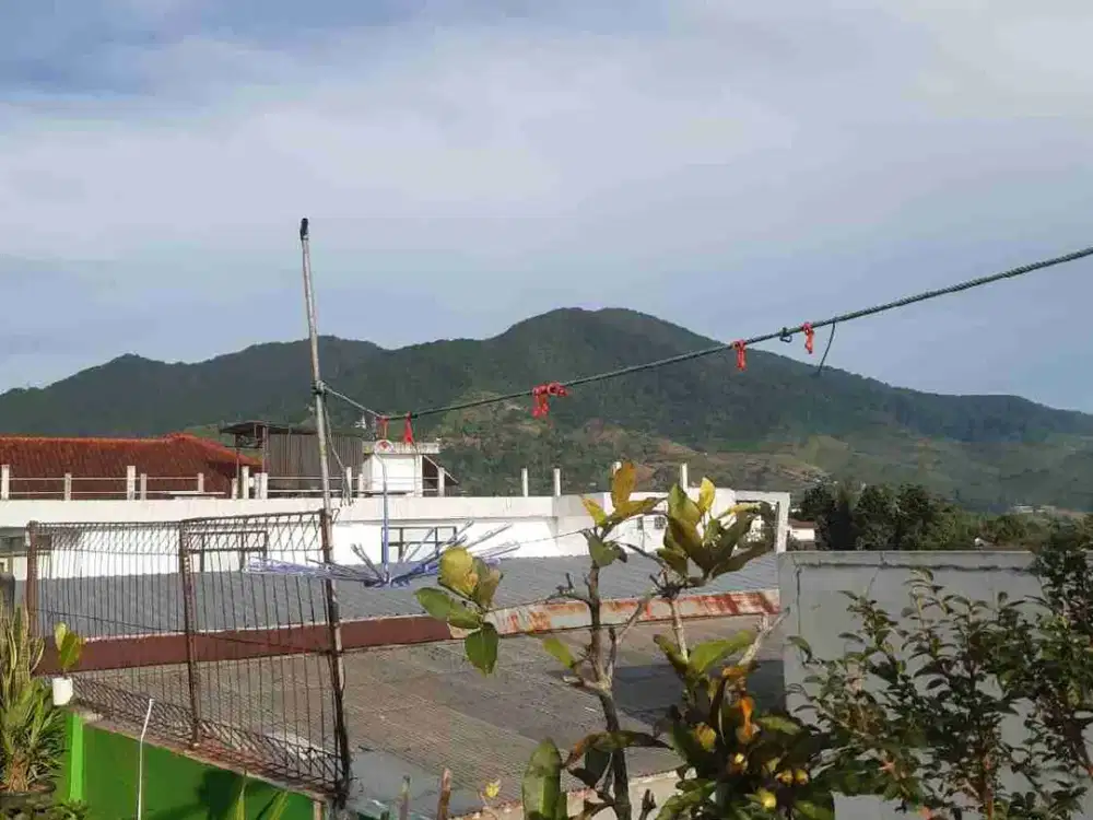 DIJUAL VILLA MURAH 3 LANTAI SUDAH SIAP HUNI DI CIPANAS, CIANJUR!