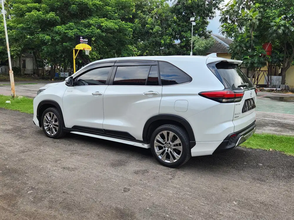 Toyota Kijang Innova 2023 Hybrid