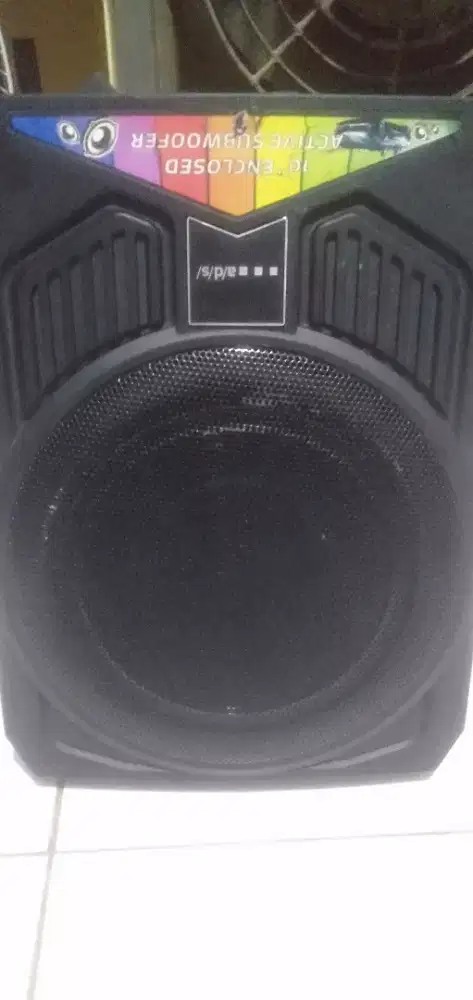 Power mobil+subwofer kolong