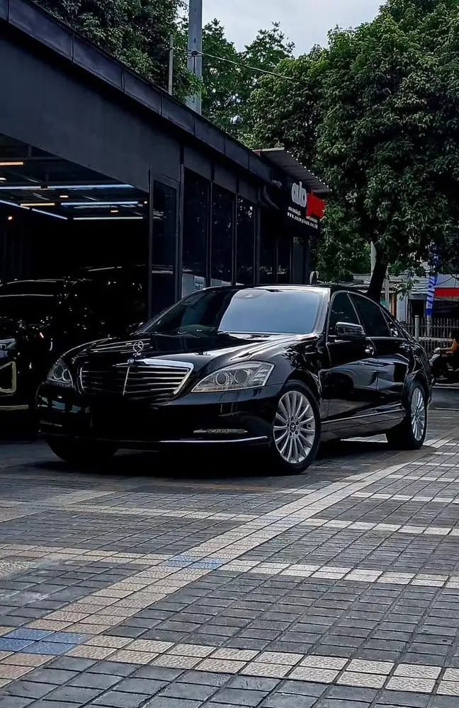 Mercedes Benz S300 L At Ckd