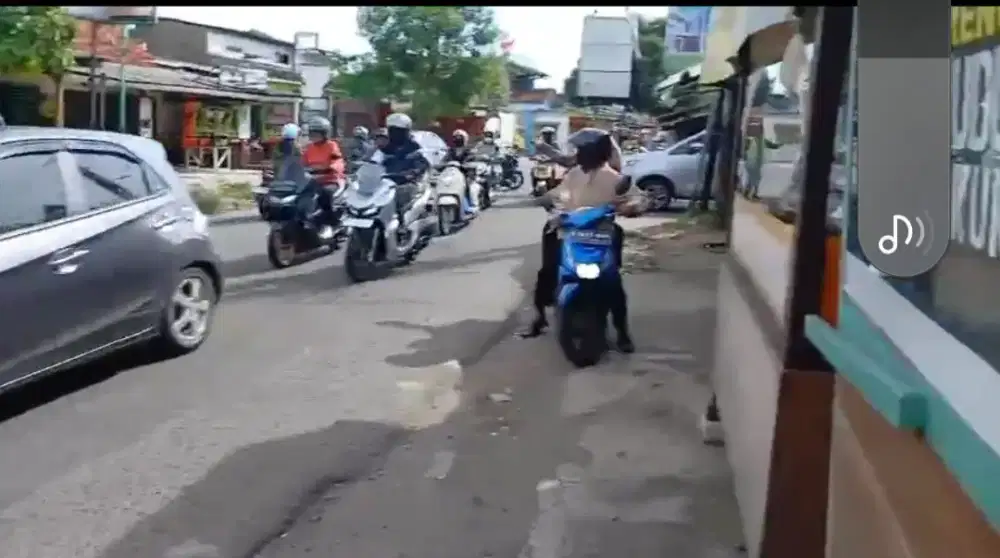 Di Butuhkan orang punya motor yg mau usaha/dagang
