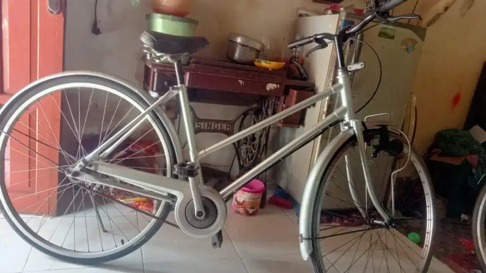 Sepeda onthel jepang klasik