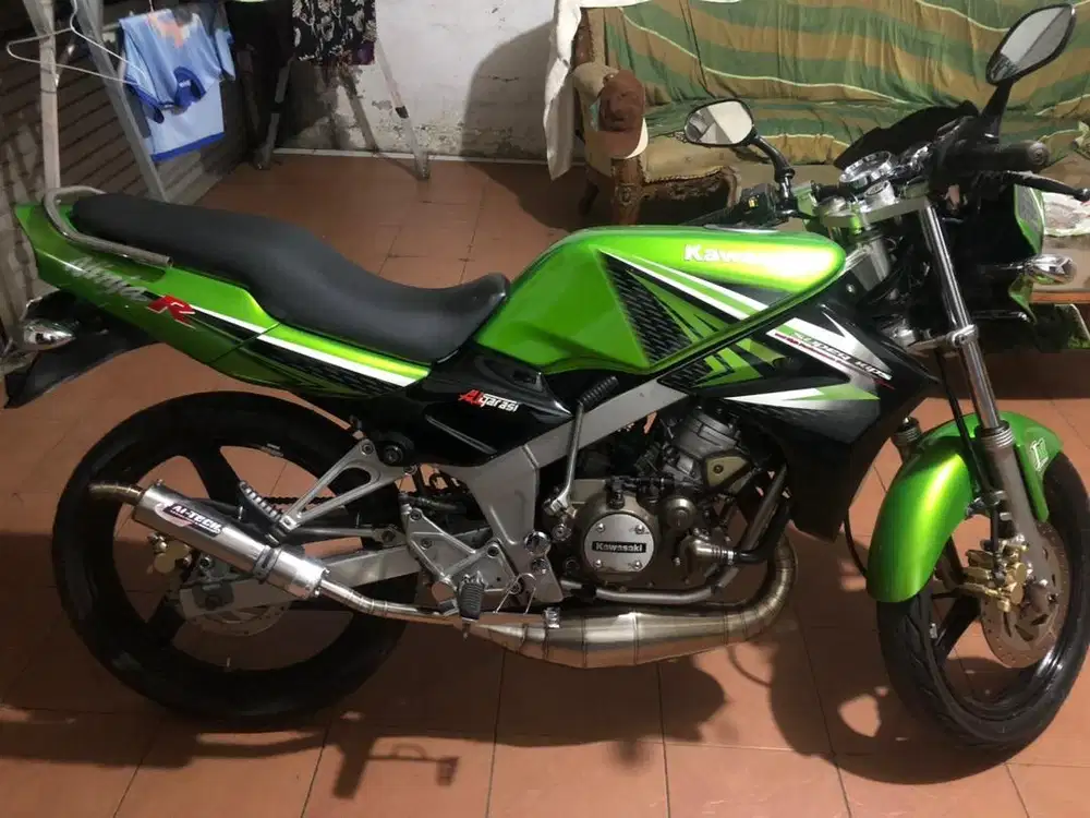 Ninja R hijau 2013