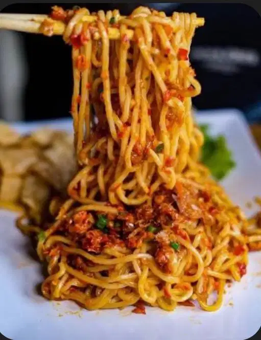 Mie padeh+topping