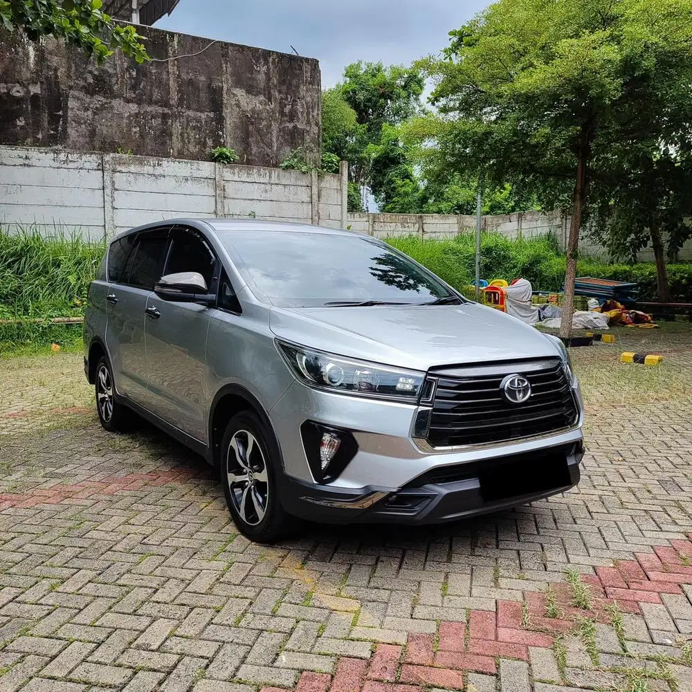 Toyota Innova Venturer 2.4 Diesel AT