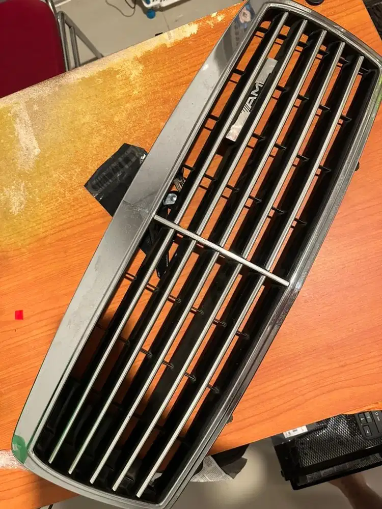 Grill AMG Mercedes W210 Prefacelift