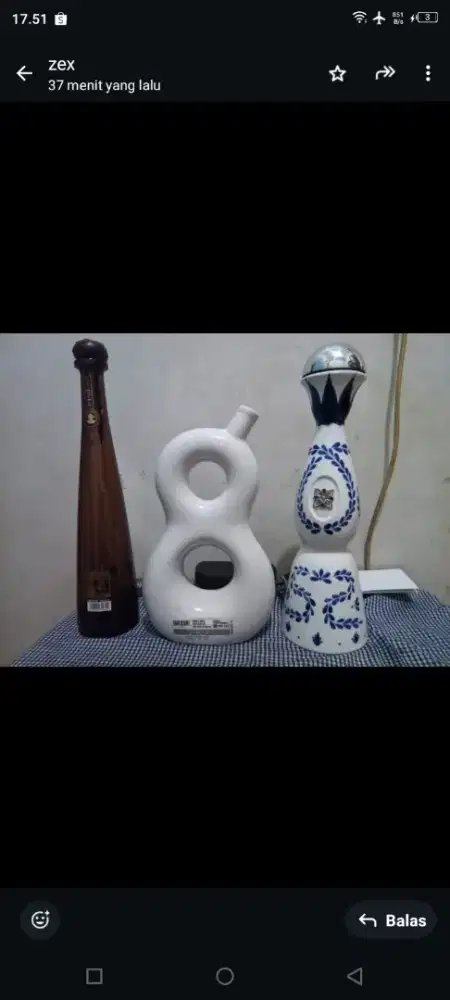 Botol Bekas Azul