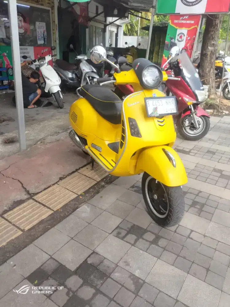 Vespa gts 150 3v