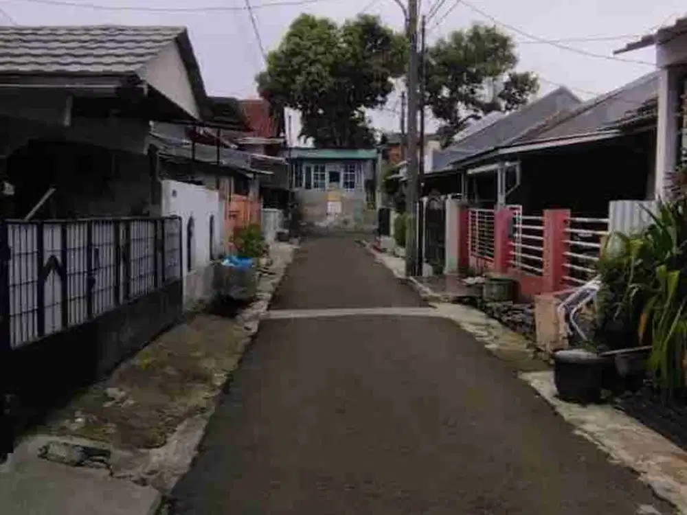 Rumah 2 lantai murah dalam komplek dekat RSUD dan Unpam