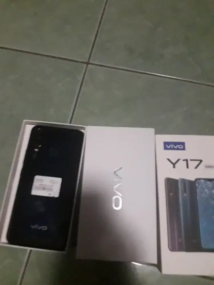 HP Vivo y17 ram 8 /256