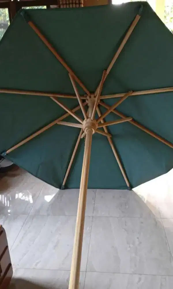 Payung taman cafe