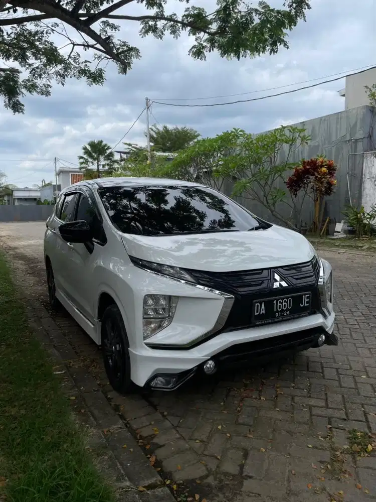 XPANDER EXCEED BLACK EDITION