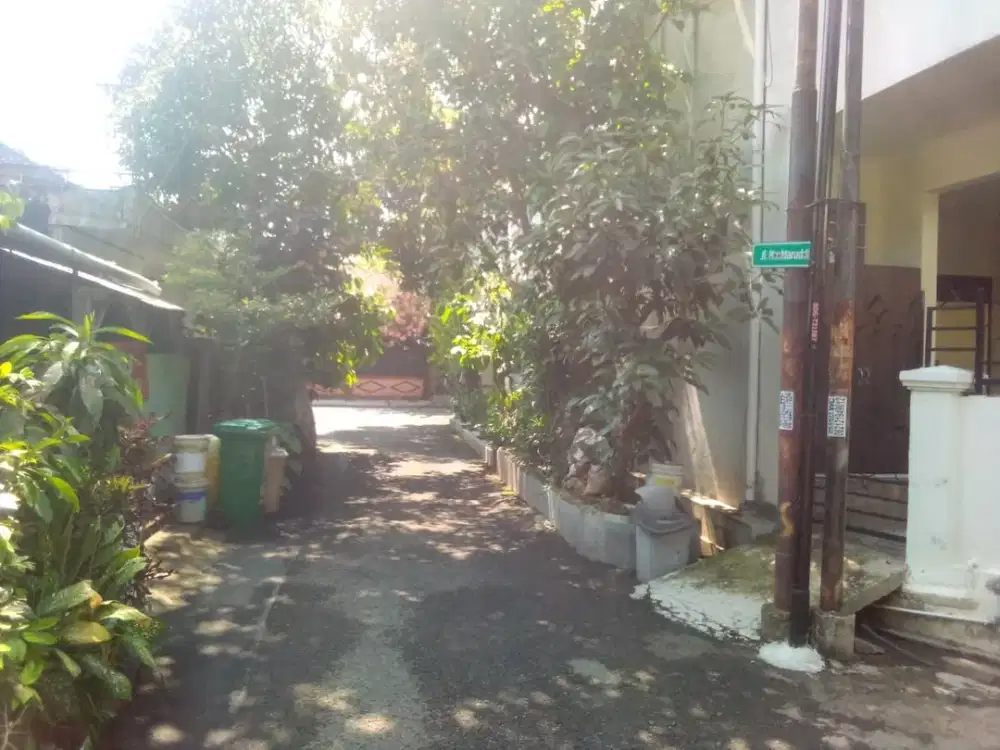 MURAH*DISEWAKAN RUMAH TERAWAT DI KOMPLEK TERUSAN BUAHBATU DEKAT AKSES TOL