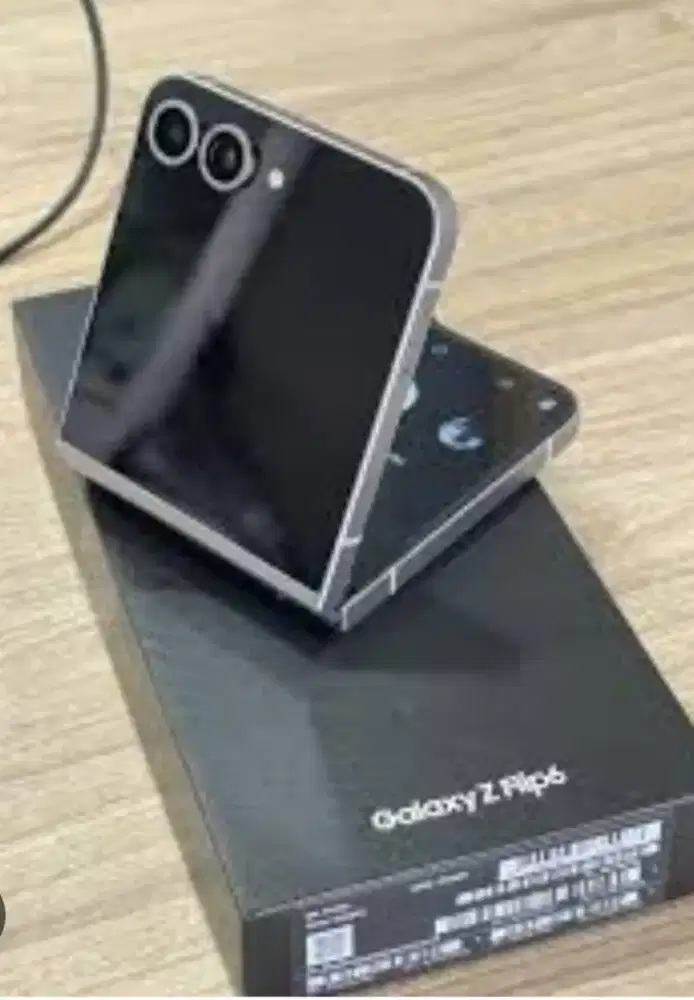 Murah hp samsung Z Flip 6 5G 12/256 lkp, bs TT