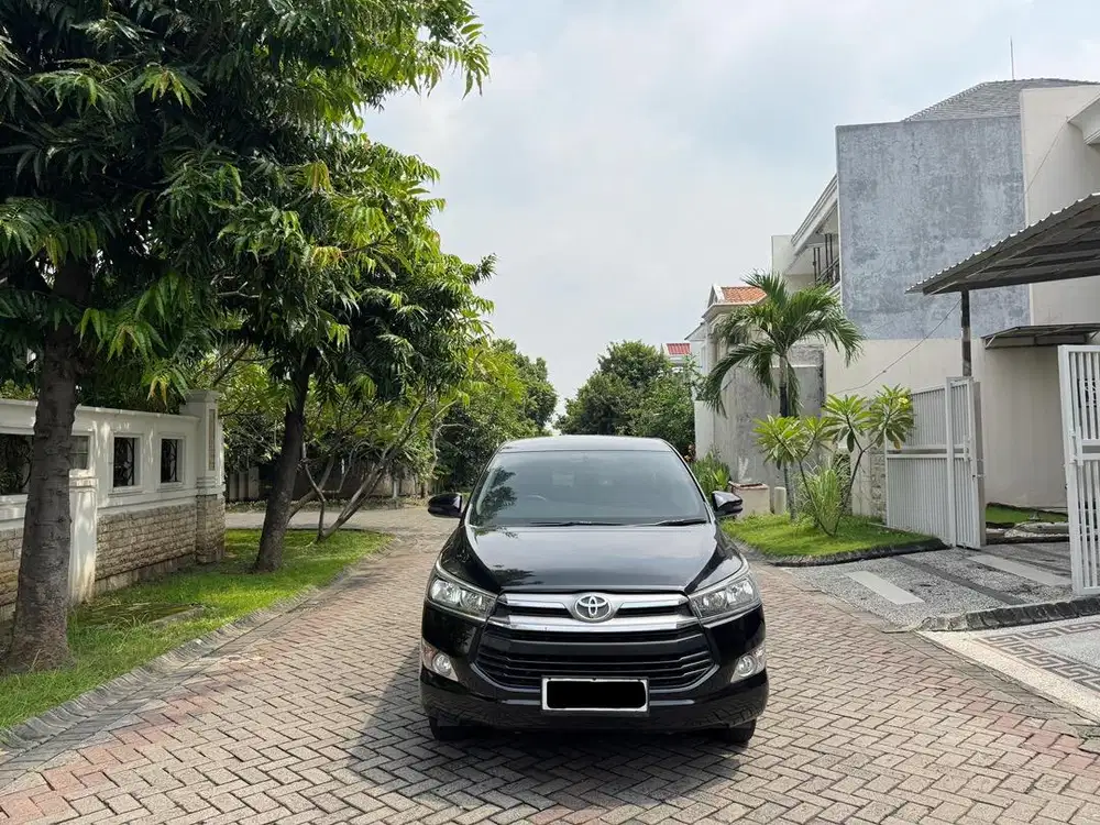 Toyota Innova Reborn 2.0 G bensin matic 2018 hitam Plat L