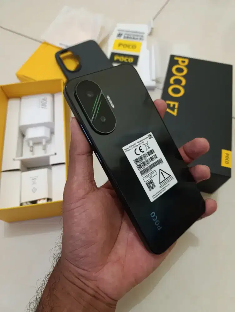 Poco F7 5G 12/512 Fullset Superr.. Tt ajukan