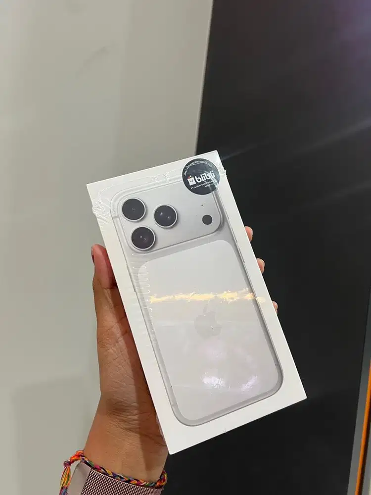 iphone 17pro 512 silver