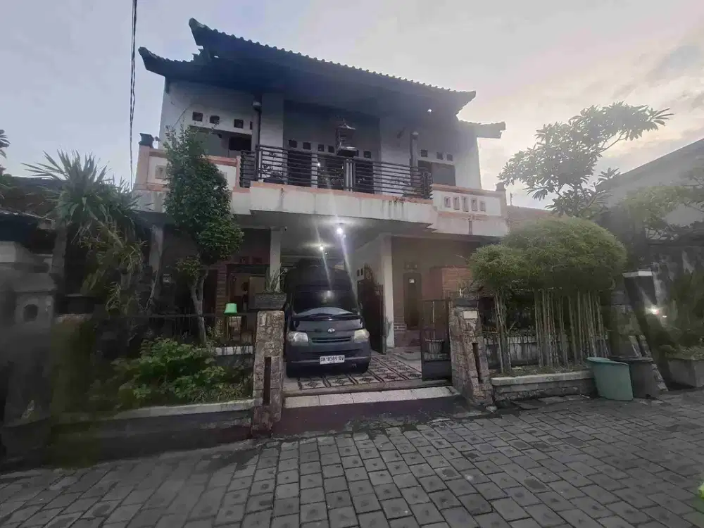 Jual Rumah 2lt Lokasi Perumahan Cluster Jl Ahmad Yani Utara Denpasar dekat Kantor pemerintahan