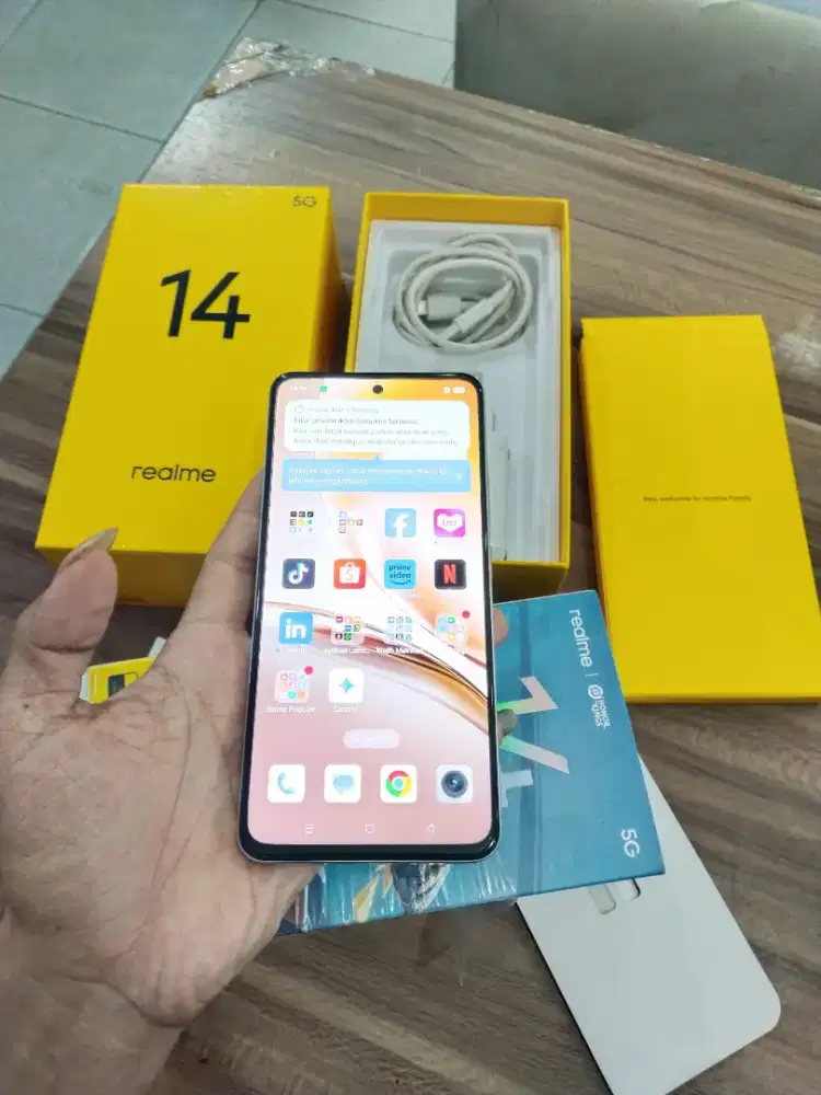 Realme 14 5G 8/256 seken murah dan lengkap