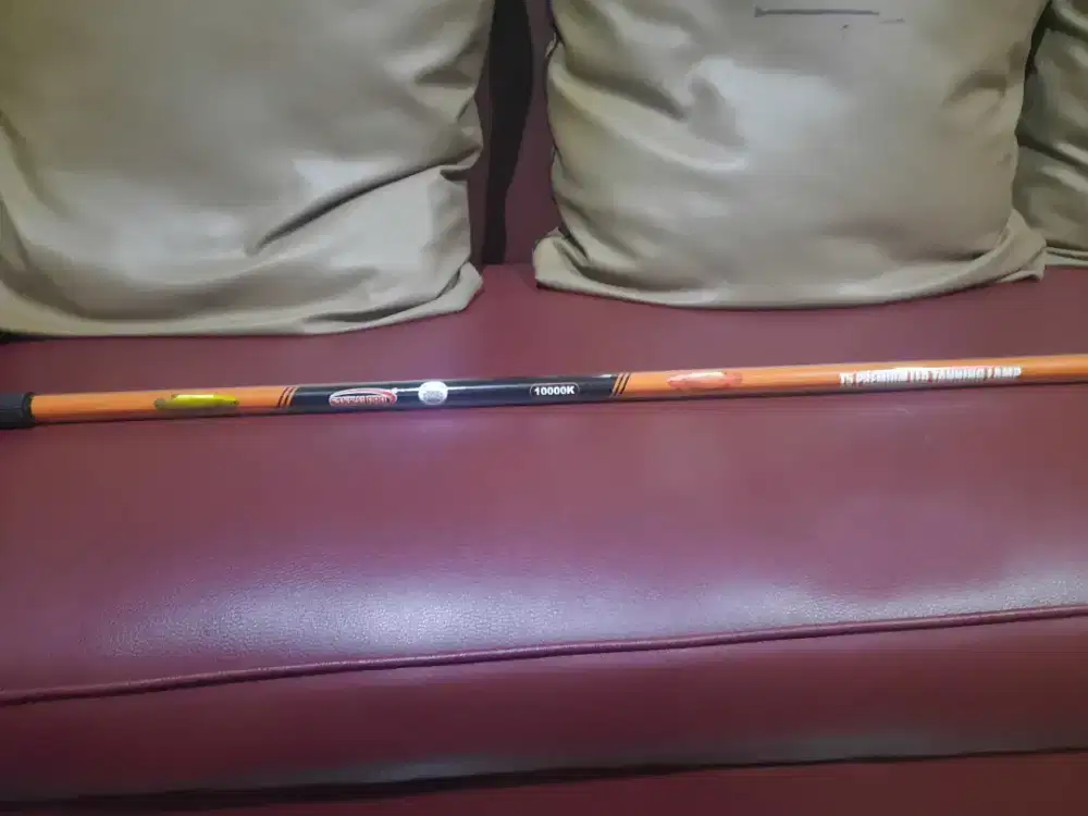 Dijual lampu tanning arwana sakkai T 1000 5 warna