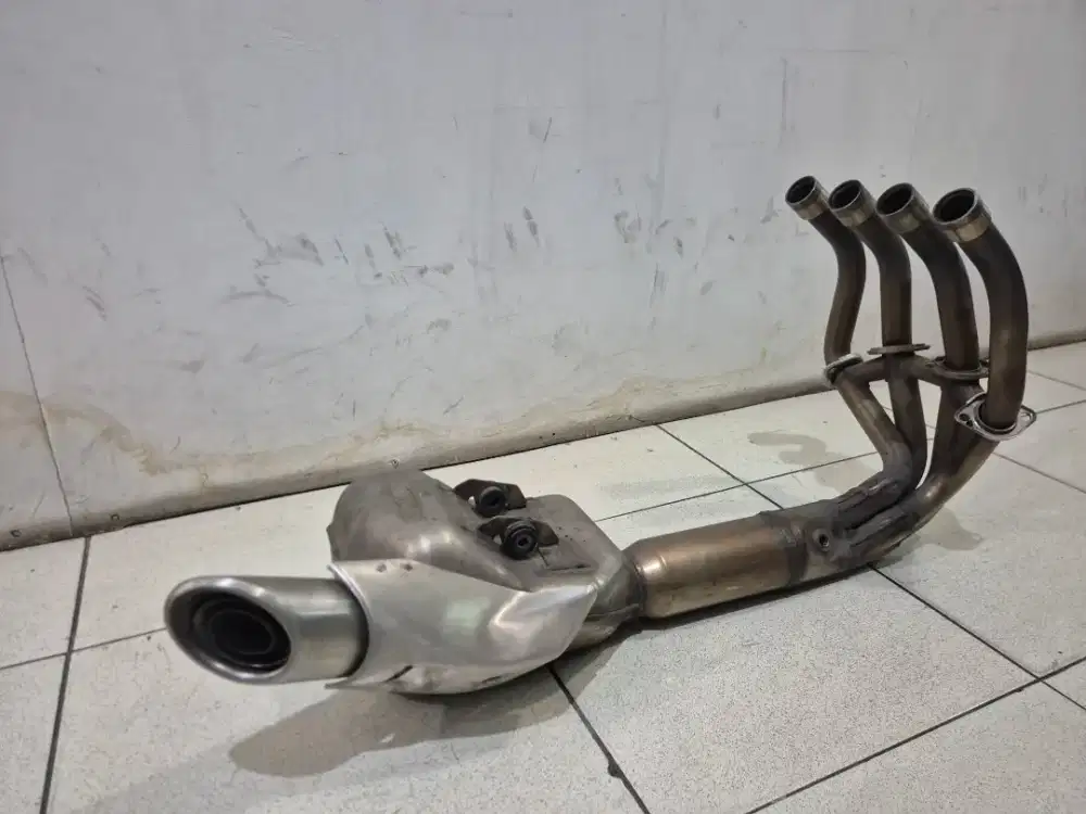 Knalpot original Kawasaki Ninja Zx 25r