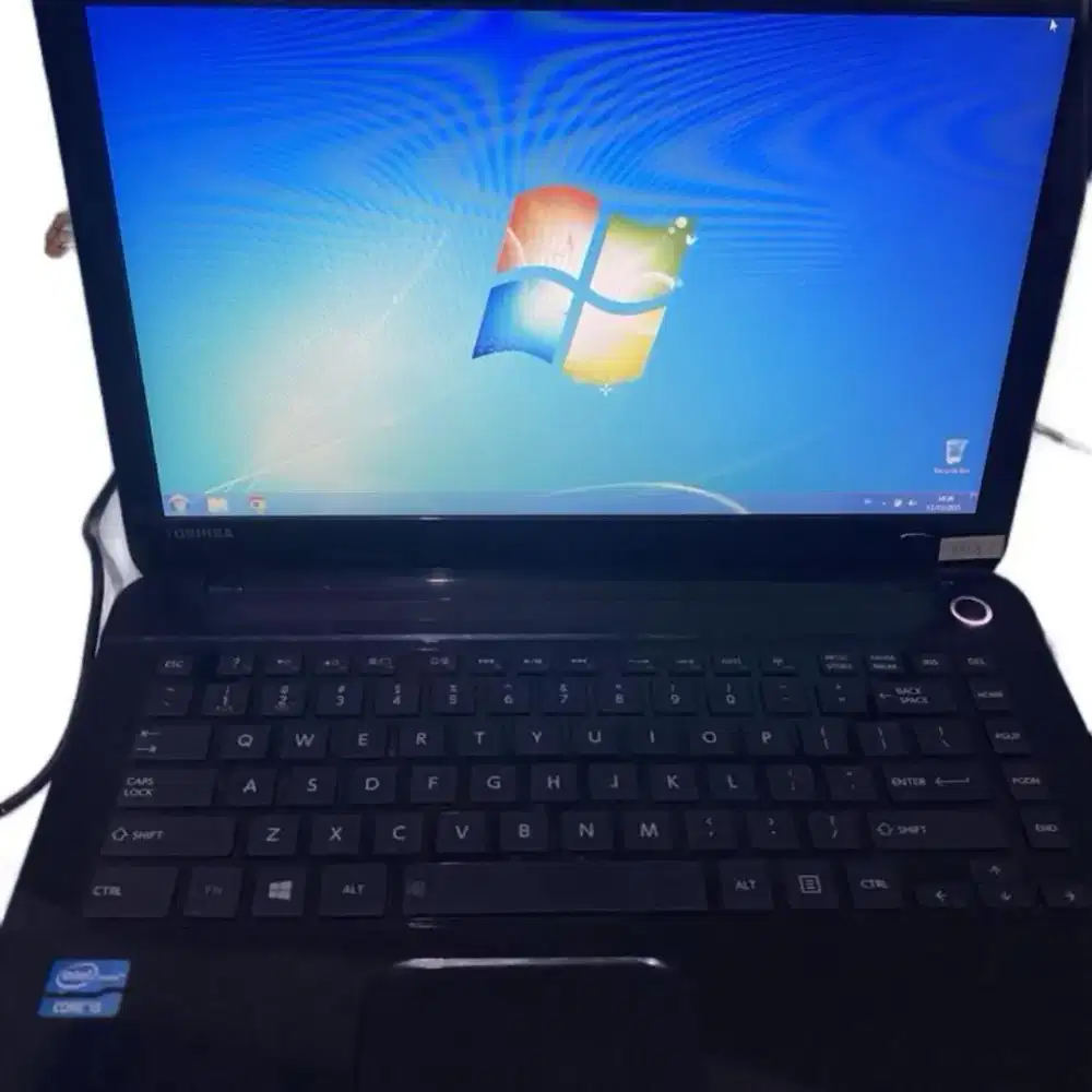 Laptop bekas-Laptop toshiba c40-a