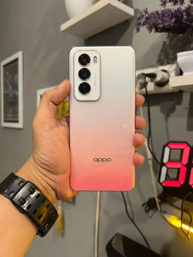 Oppo Reno 12 5G, Ram 12Gb Internal 256Gb Normal Segel, Bisa COD