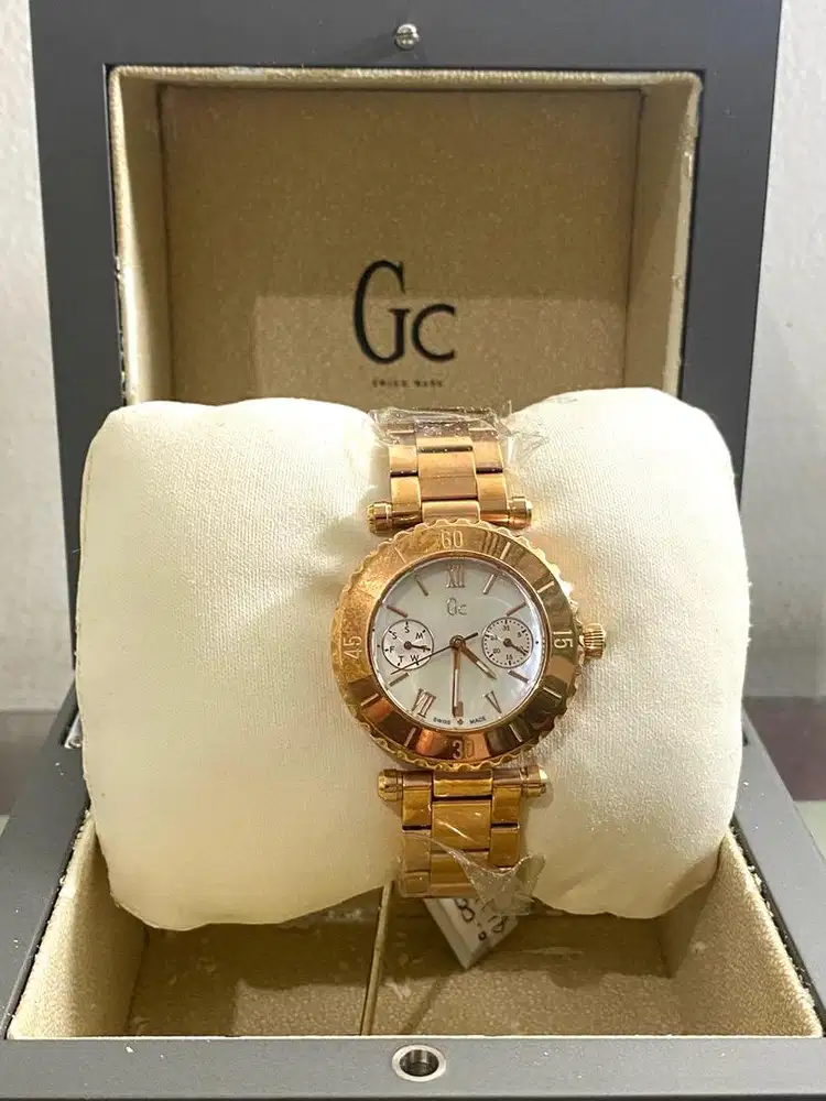 Guess Collection Women Watch