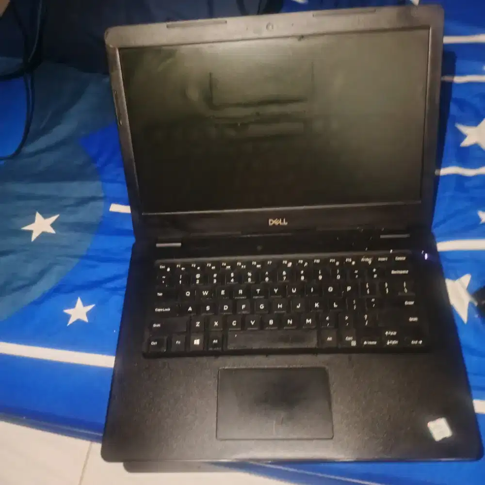 Laptop Dell latitude 3490