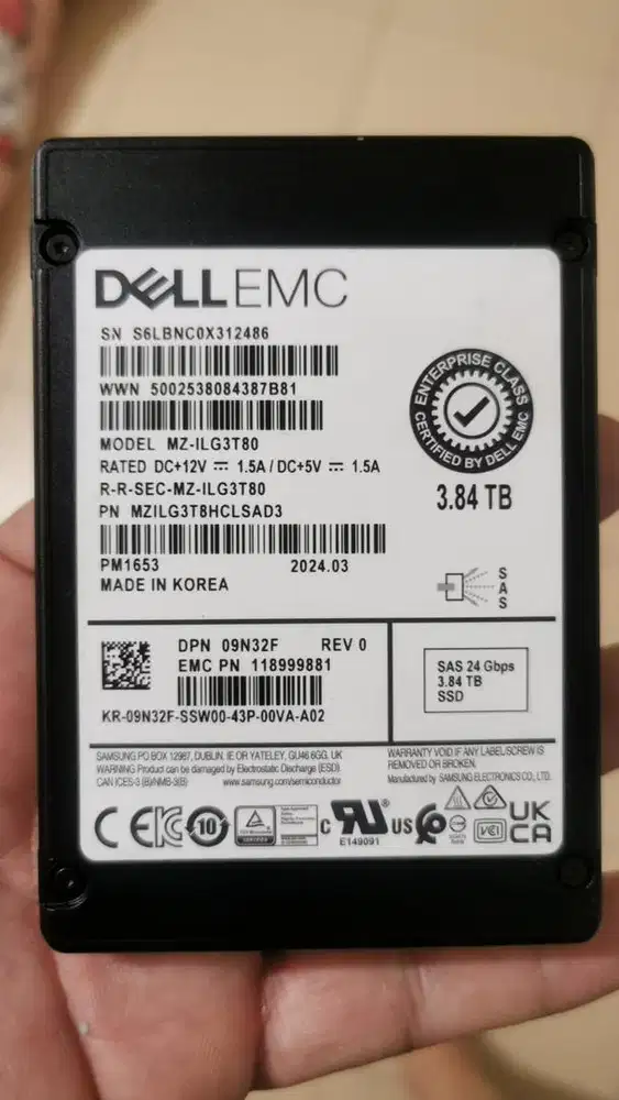 Dell 3.84TB SAS 24G read intensive SFF 2.5 inch