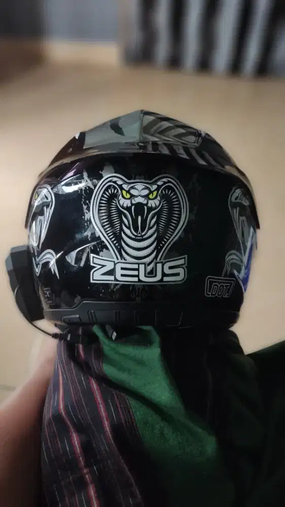 Jual helm zeus zs811 full face