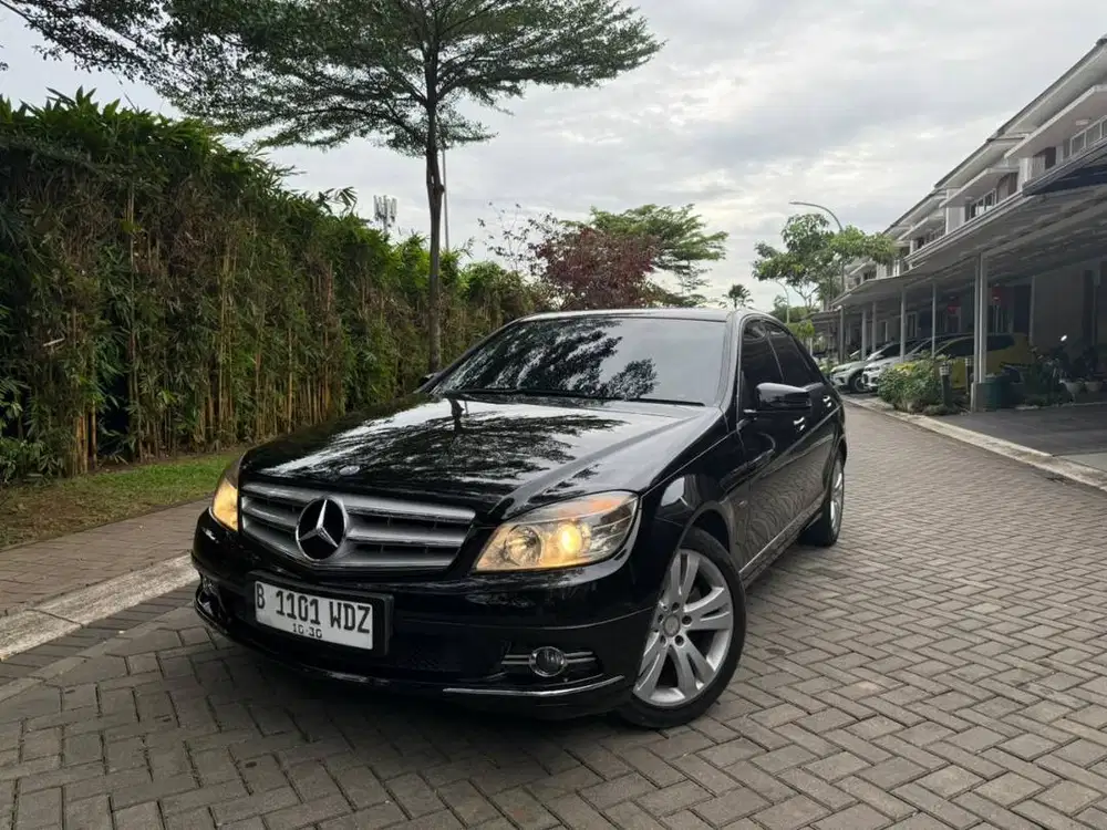 SANGAT TERAWAT Mercedes Benz Mercy C200 CGI AVG 2011 W204