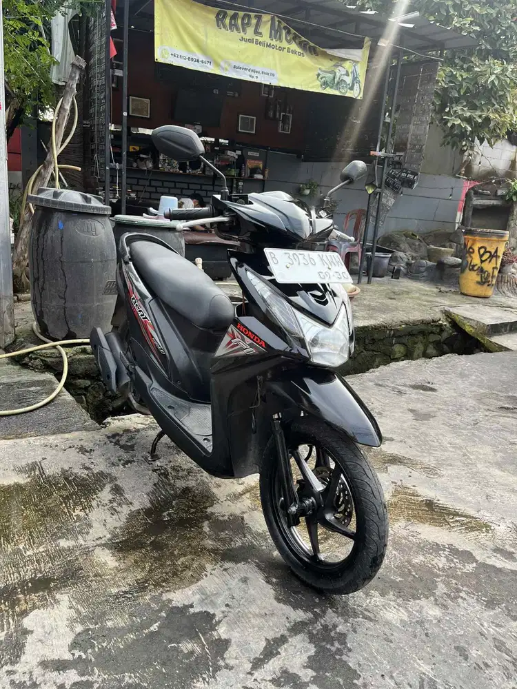 HONDA BEAT ESP 2015 PAJAK HIDUP