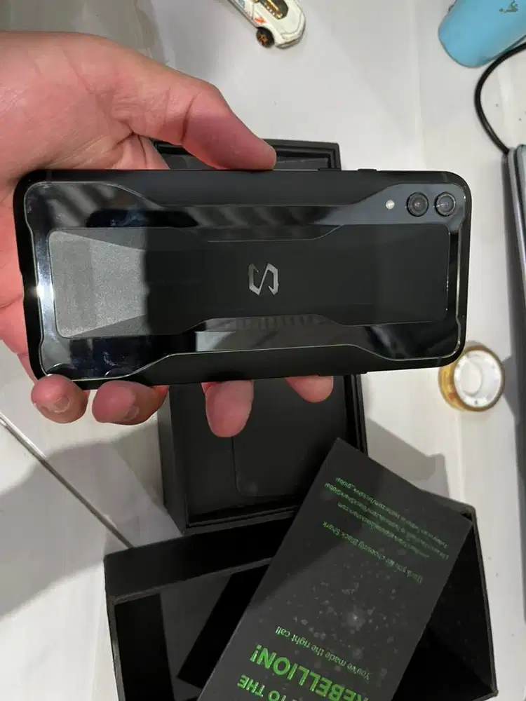 Xiaomi black shark 2