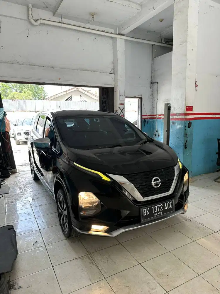 (DP20jt) Nissan Livina VL Matic 2020 Murah