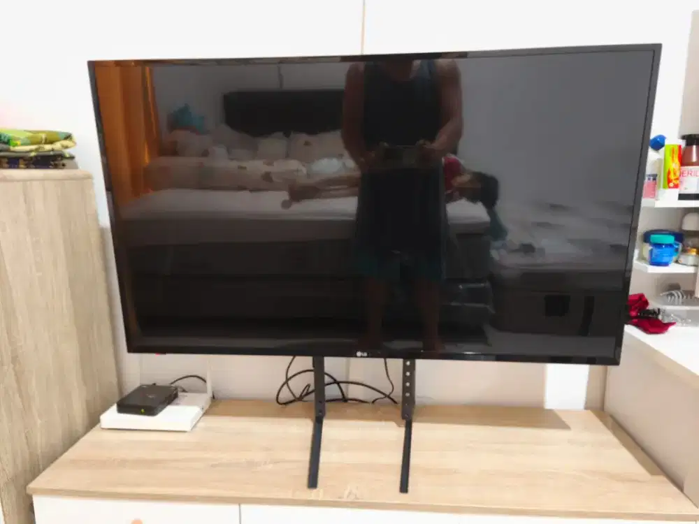 Dijual TV LG LED 43inch