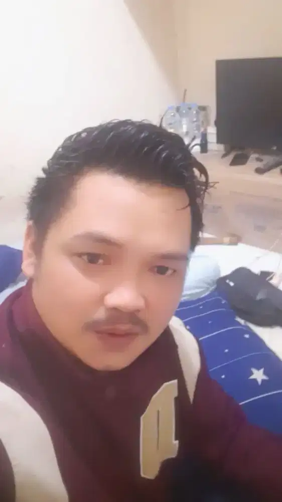 Saya sedang mencari pekerjaan...