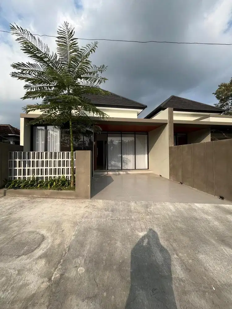 Rumah Mewah Dekat UII Pusat 18 Menit Ke Kampus UGM