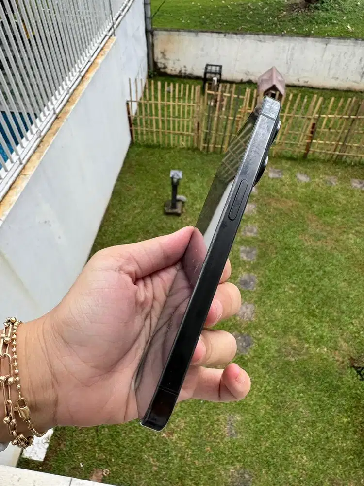 Iphone 15 pro 256 GB Black beli di Digimap